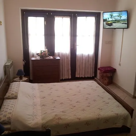 Suran Apartmán Pula