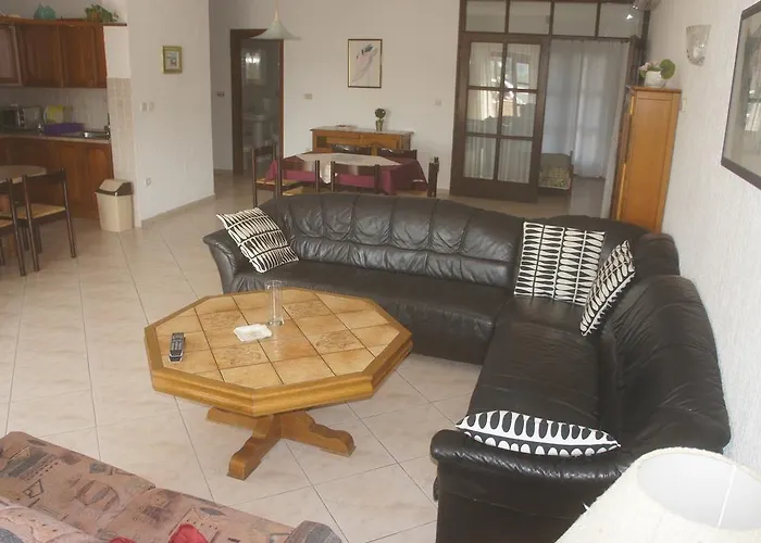 Suran Apartmán Pula
